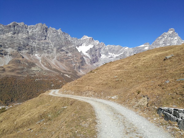 Gran balconata del Cervino sentiero